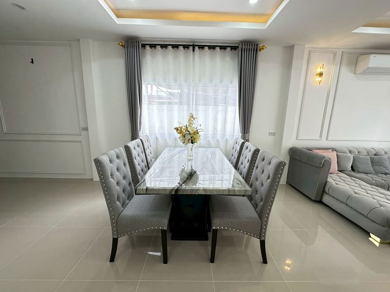 picture For Rent Single House in Pattaya 3 Bedrooms 3 Bathrooms - 13/18