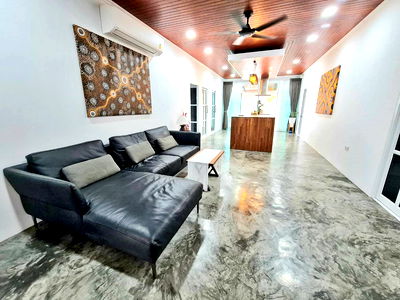 บ้านเดี่ยว หาดบางเสร่ : ขายบ้านโมเดิร์น 3 ห้องนอน บางเสร่