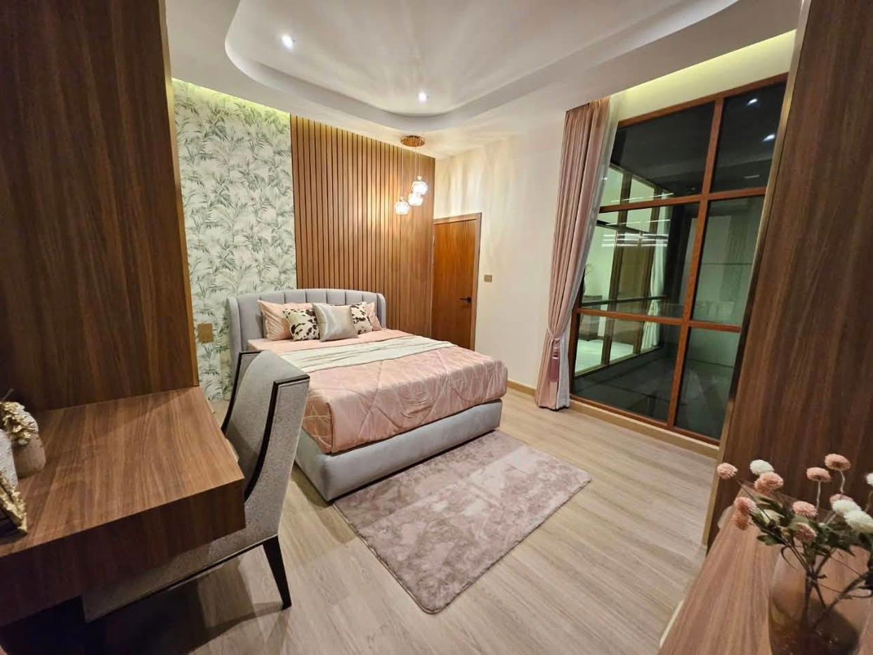 picture Luxury 5-Bedroom Pool Villa for Rent – Mabprachan, East Pattaya - 10/19