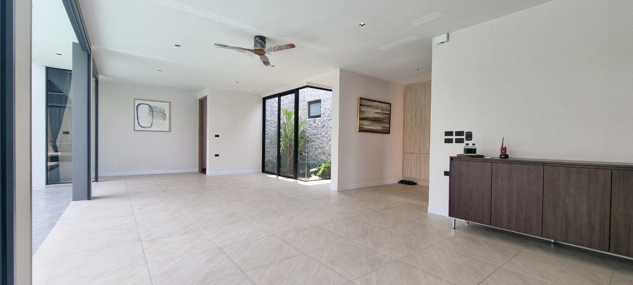 รูป ขายพูลวิลล่า 3 ห้องนอนสไตล์ทรอปิคอลโมเดิร์นในพัทยาตะวันออก - รูปที่ 4/23