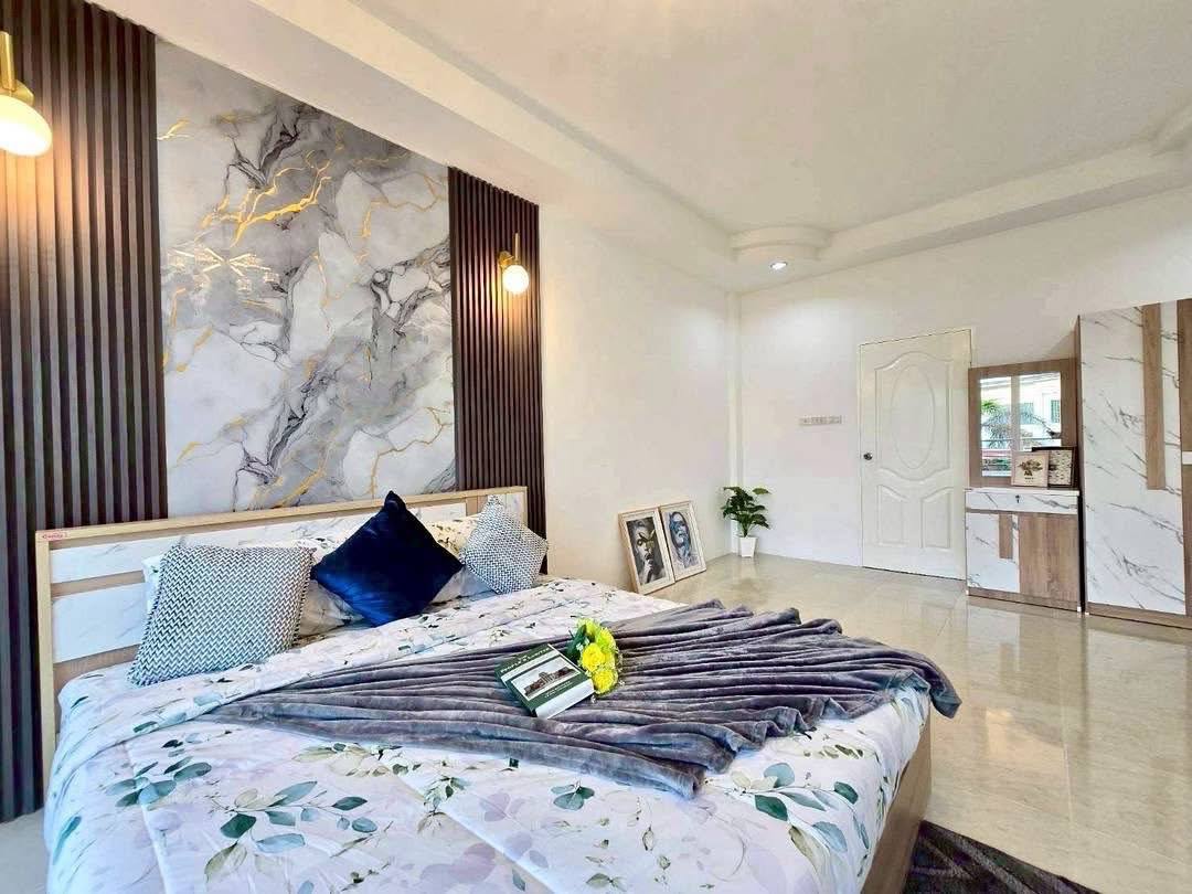 รูป 2-Bedroom Townhouse for Sale in Nong Pla Lai - รูปที่ 5/9