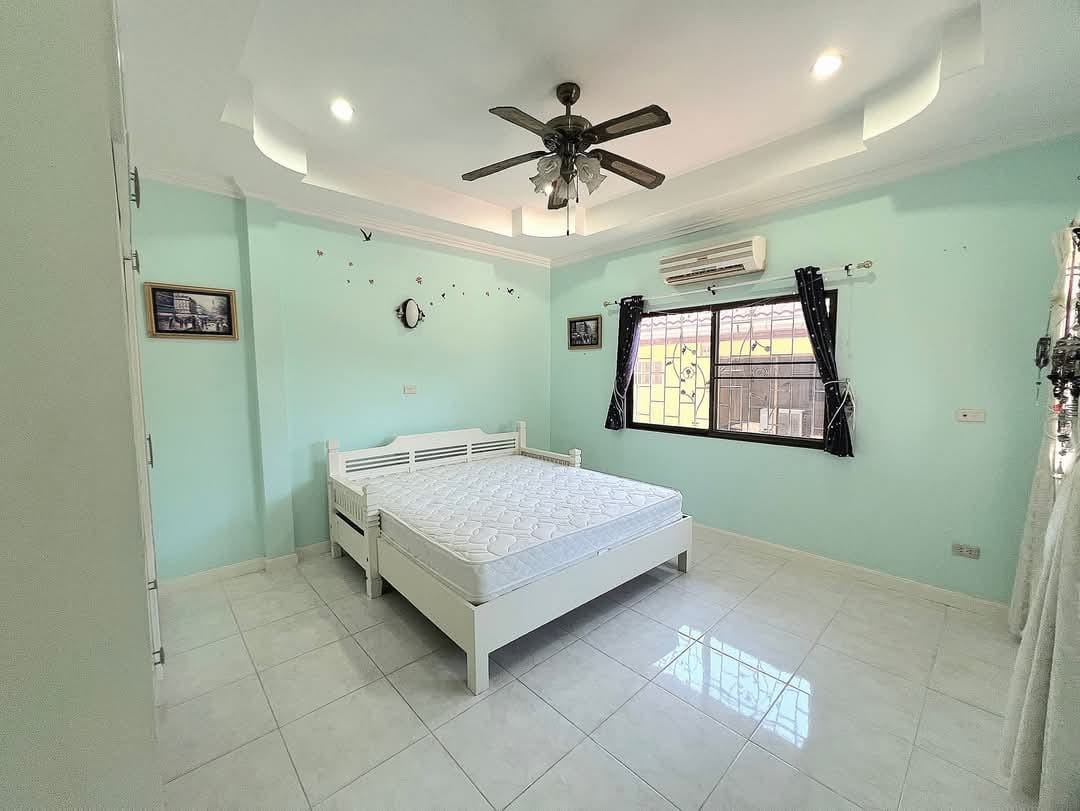 picture 3 Bedroom House in Nong Pla Lai - 9/13