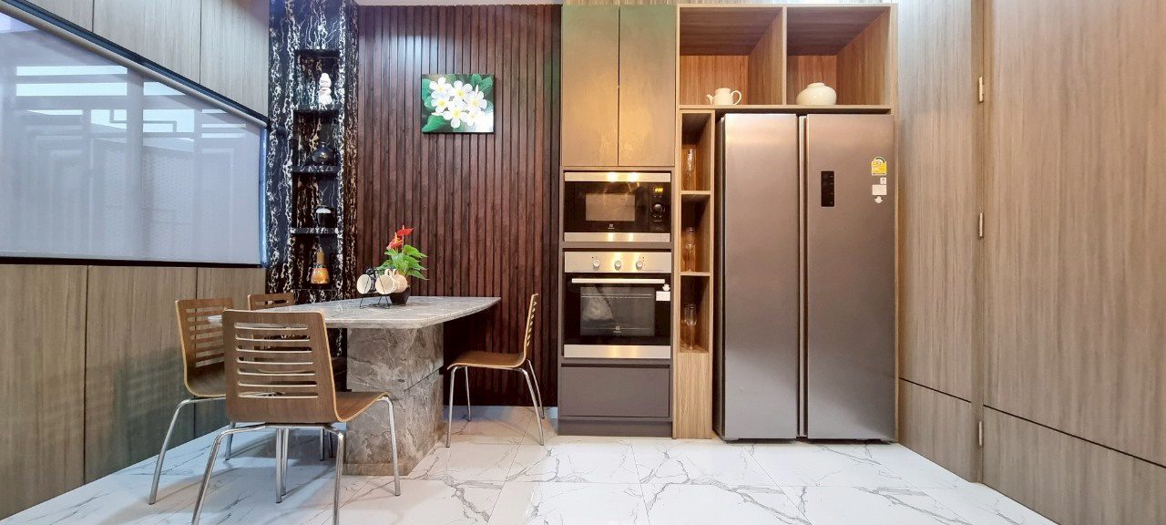 picture 6 Bedrooms House for Sale in Mabprachan - 10/25