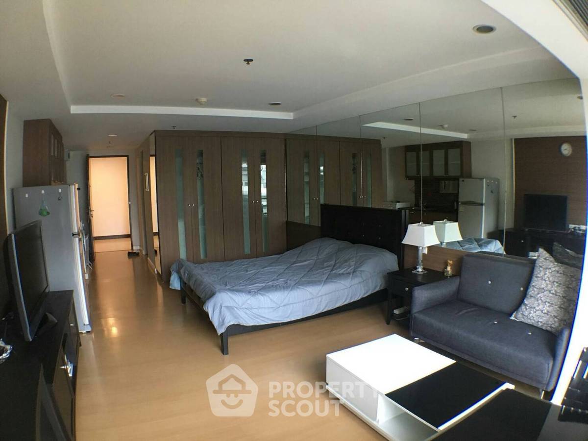 picture Studio Condo at The Trendy Condominium near BTS Nana (ID 883687) - 8/8