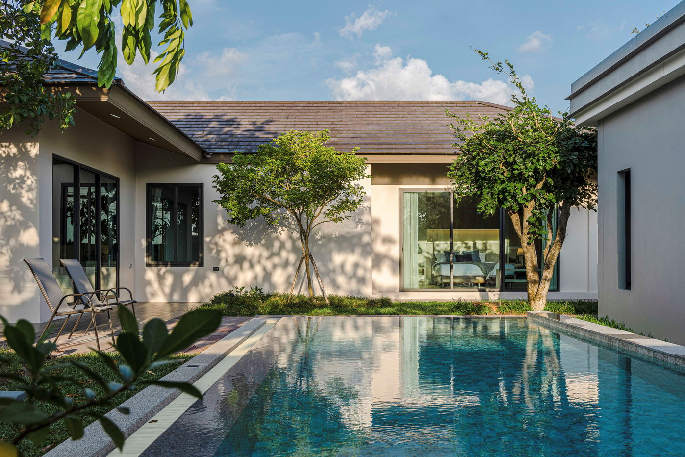 รูป วิลล่าหรู 3 ห้องนอน พร้อมสระว่ายน้ำ ให้เช่า – ห้วยใหญ่ - รูปที่ 2/20