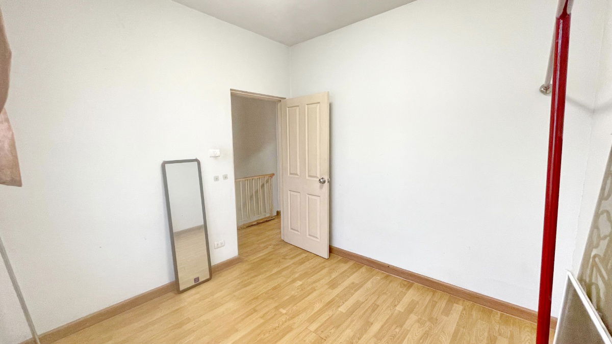 รูป ขายด่วน ทาวน์โฮม 2 ชั้น The Color Tiwanon - รูปที่ 14/17