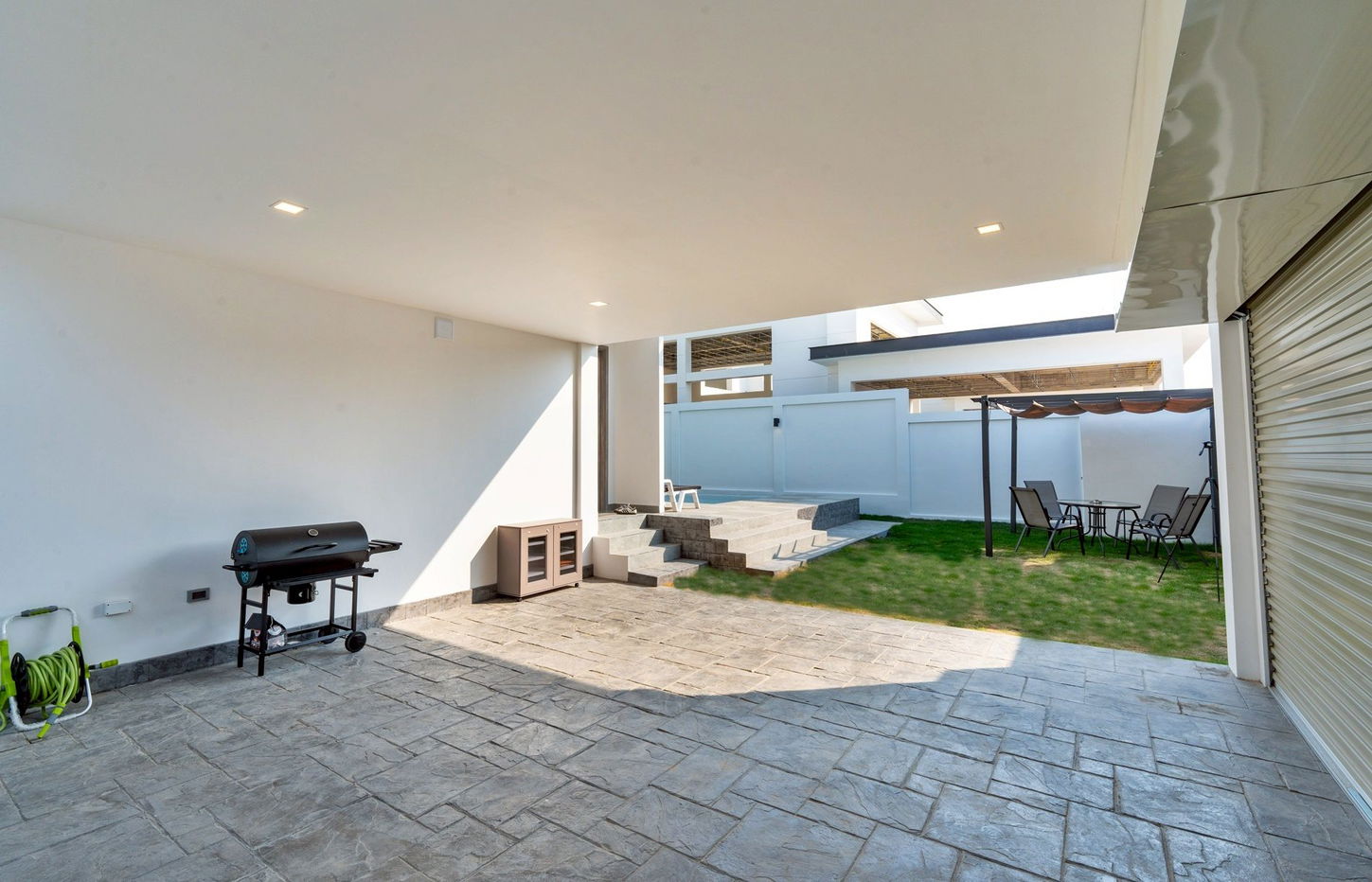 รูป วิลล่าหรู 3 ห้องนอนพร้อมสระว่ายน้ำให้เช่า – ชากนอก - รูปที่ 20/20