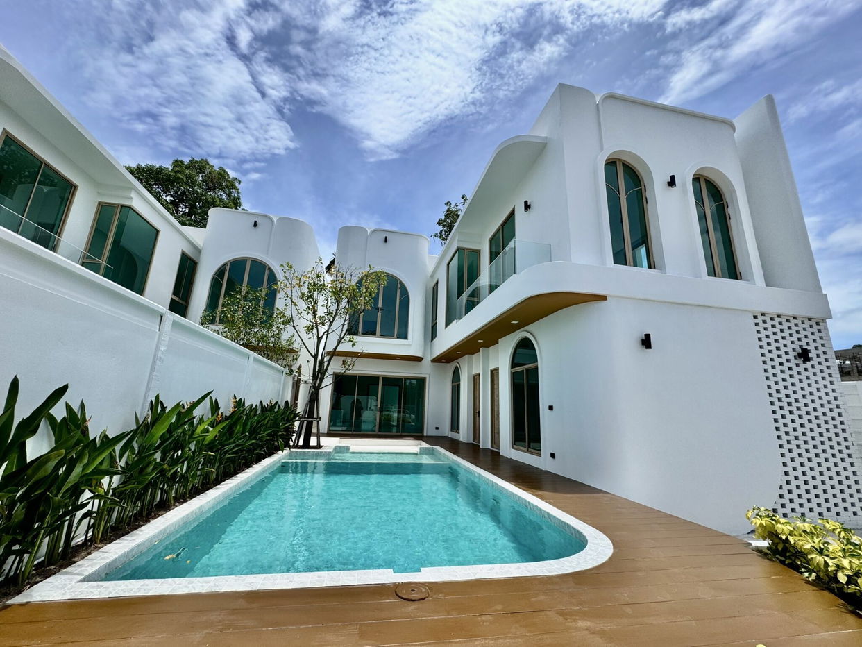 รูป Luxury 5-Bedroom Pool Villa for Sale in Jomtien, Pattaya - รูปที่ 5/7