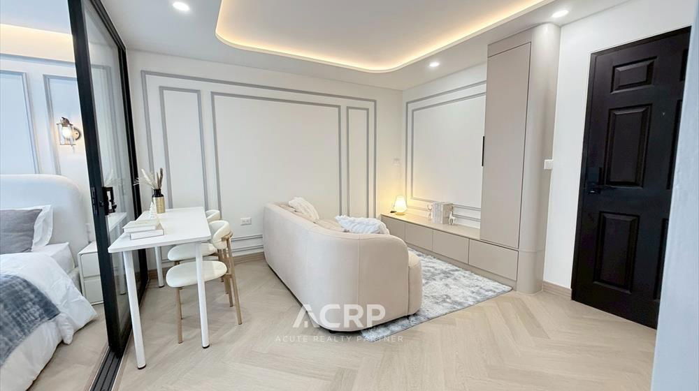 รูป ขายราคาพิเศษ คอนโด The Kris Ratchada 17 รหัส 00160331 - รูปที่ 3/11