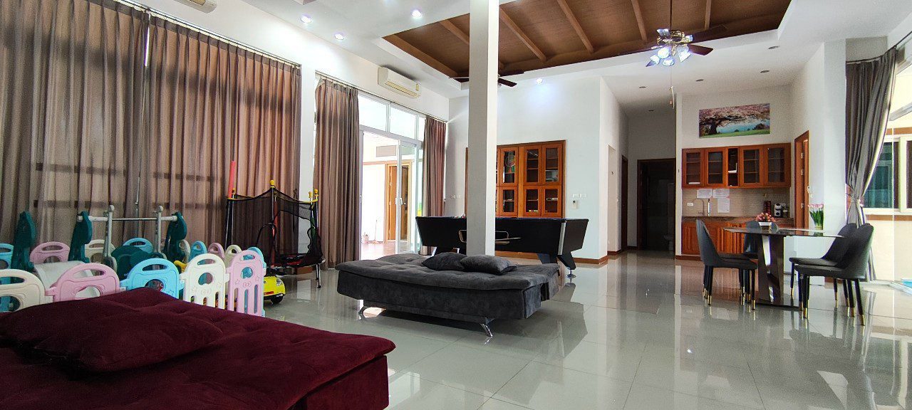 รูป วิลล่าพูล 4 ห้องนอน บางเสร่ - รูปที่ 5/21