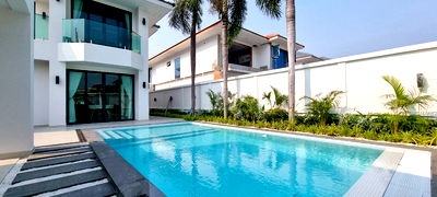 บ้านเดี่ยว ถนนจอมเทียนสาย 1 : ขายพูลวิลล่า 4 ห้องนอน จอมเทียน