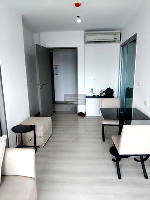 Condos for rent MRT Huai Khwang : FOR RENT condo , Life Ratchadapisek , MRT-Huai Khwang , Huai Khwang , Huai Khwang , Bangkok , CX-39873 ✅ Live chat with us ADD LINE @connexproperty ✅