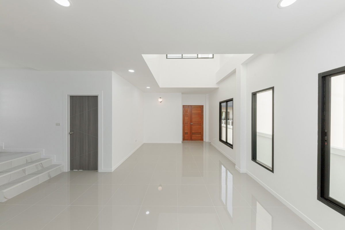 รูป ขายบ้านเดี่ยวสองชั้น 3 ห้องนอน 3 ห้องน้ำ 1 ห้องครัว 2 ที่จอดรถ - รูปที่ 6/30