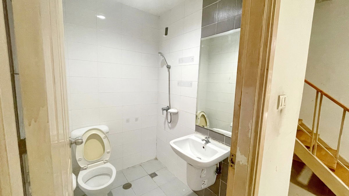 รูป ขายด่วน ทาวน์โฮม 2 ชั้น The Color Tiwanon - รูปที่ 6/17