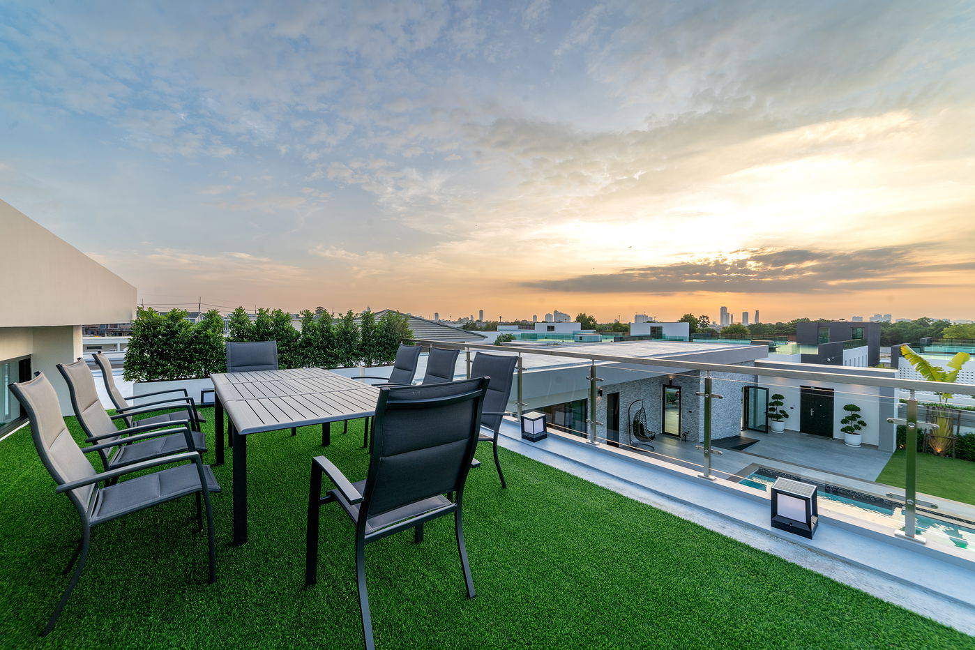 รูป ขายวิลล่าหรูพร้อมสระว่ายน้ำในเขาตาโล - รูปที่ 4/18