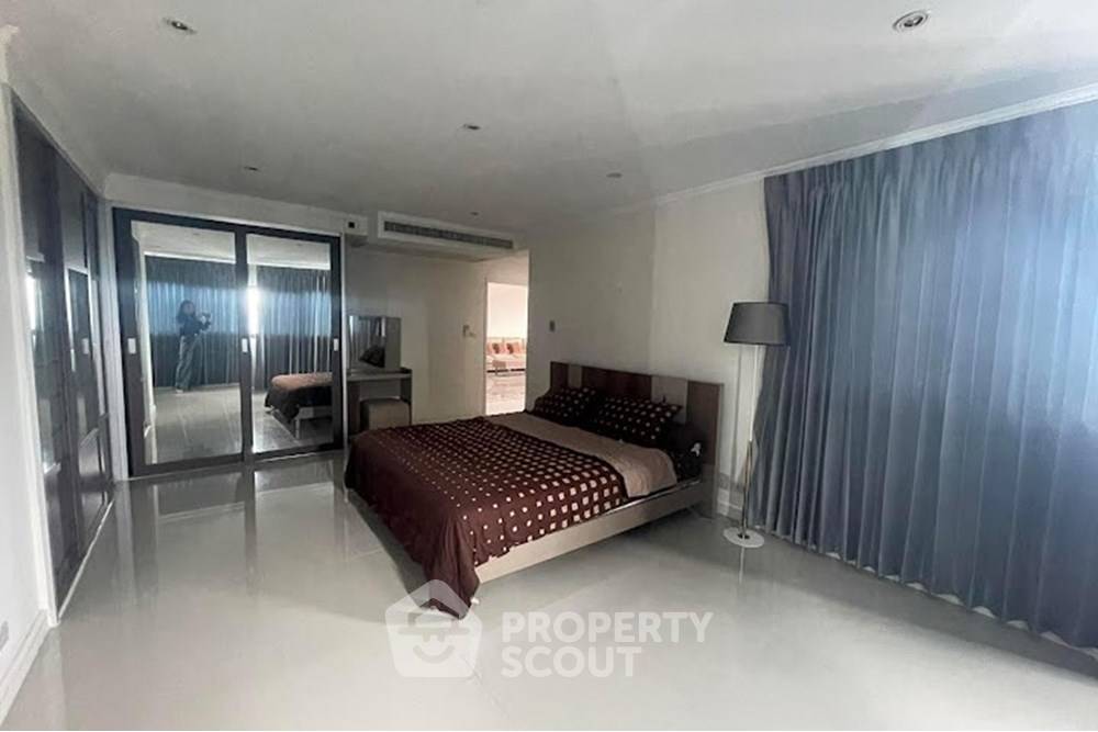 รูป คอนโด 3-ห้องนอน ที่ สาธร การ์เด้นส์ ใกล้ MRT สีลม (ID 1842476) - รูปที่ 12/12