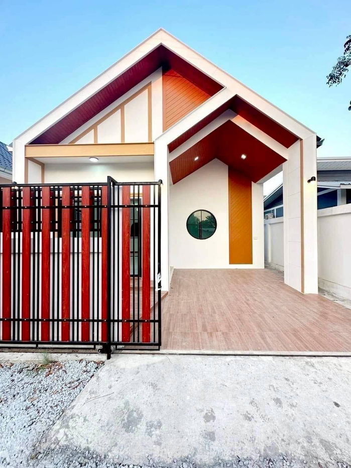 picture 2-Bedroom Nordic Minimalist House – Nong Pla Lai - 1/11