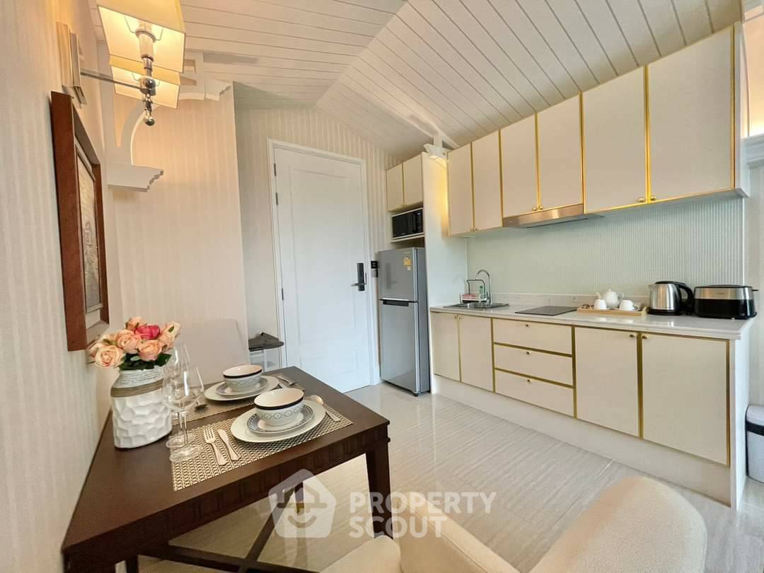 picture 1-BR Condo at Grand Florida Beachfront Pattaya close to Pattaya (ID 2137226) - 6/13