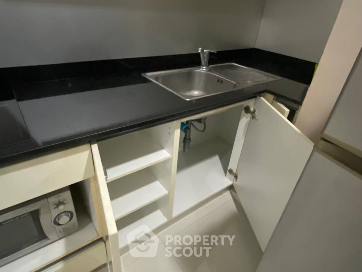 รูป คอนโด 1-ห้องนอน ที่ โว๊ค สุขุมวิท16 คอนโดมิเนียม ใกล้ MRT ศูนย์การประชุมแห่งชาติสิริกิติ์ (ID 1942388) - รูปที่ 2/8