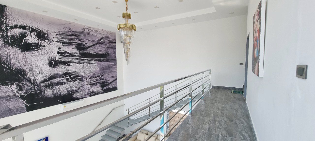 picture Pool Villa in Pratumnak 6 Beds for Sale - 9/22