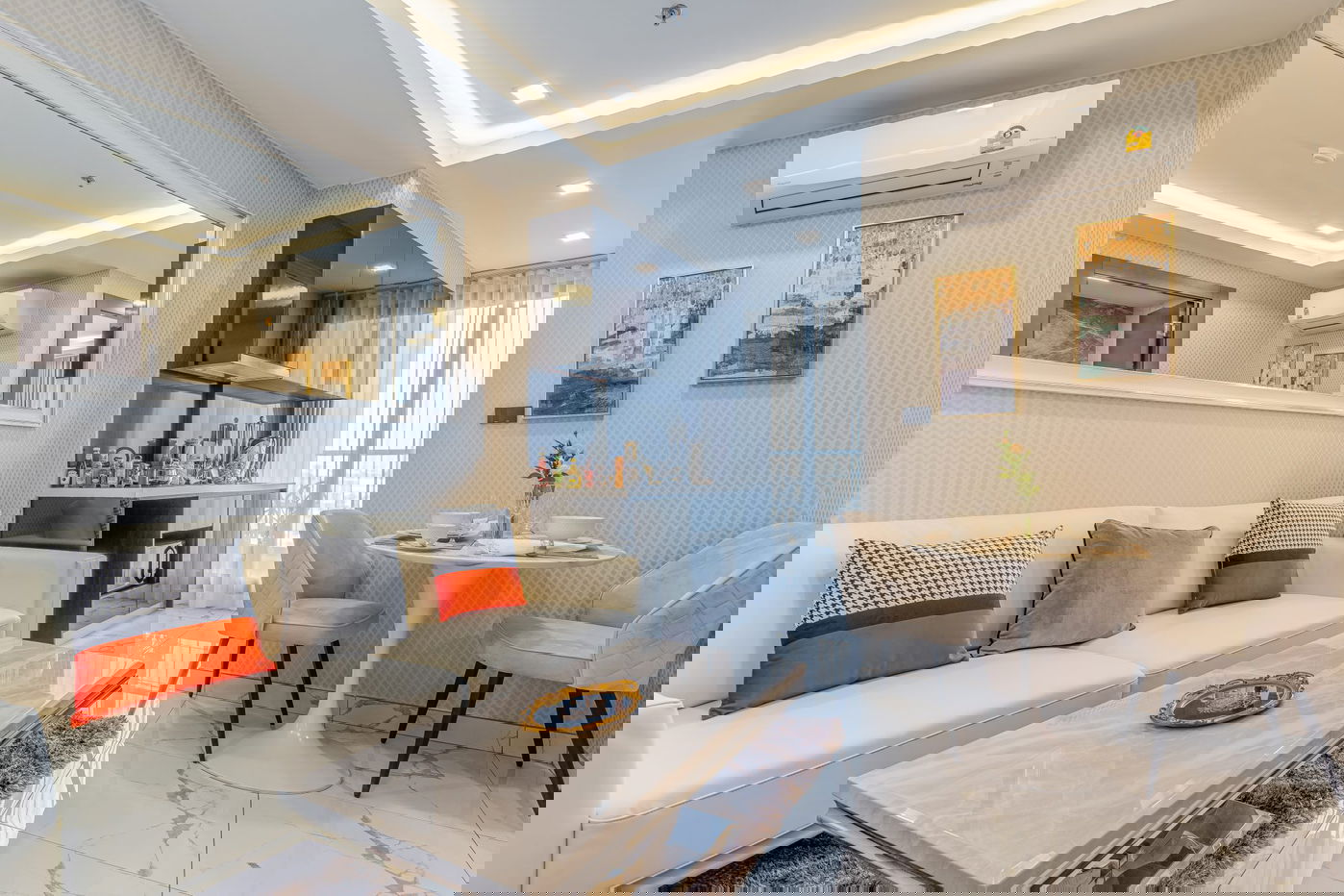 picture Arcadia Millennium Tower for Sale - 1/7