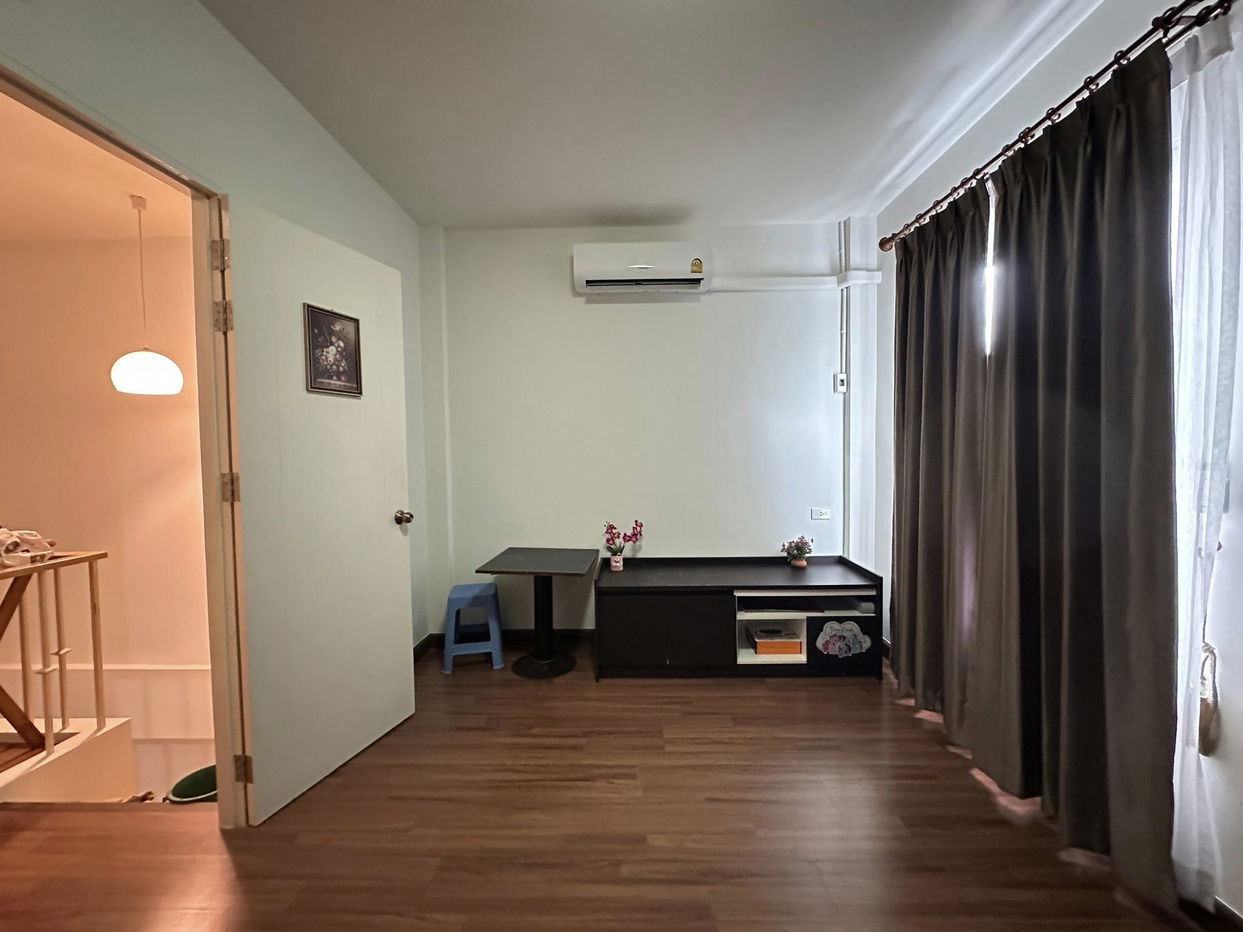 รูป ขายบ้าน 2 ห้องนอนในพัทยาตะวันออก - รูปที่ 8/9