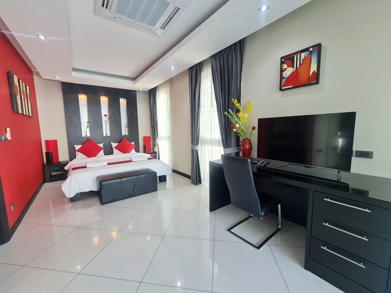 picture Palm Oasis Villas for Sale - 13/17