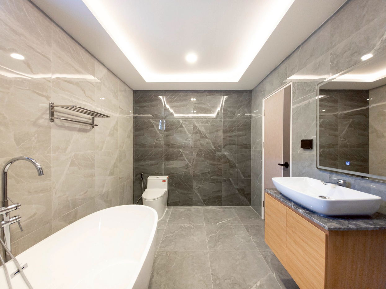 picture Luxury 5-Bedroom Pool Villa for Sale in Thepprasit, South Pattaya - 18/20