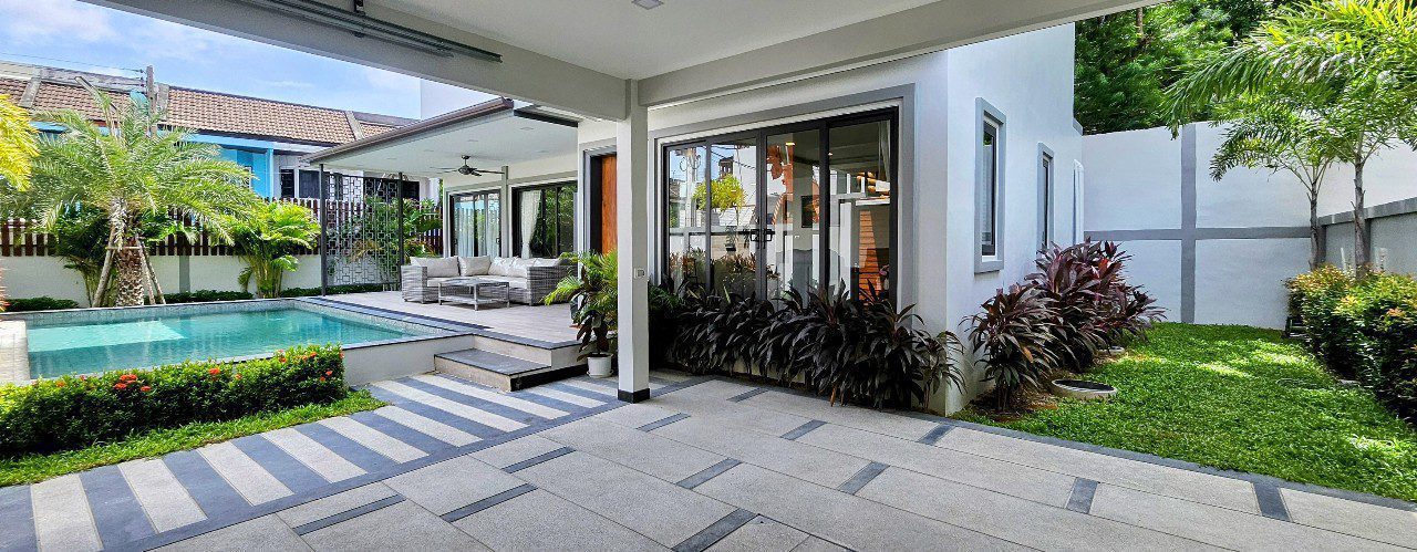 picture Zensiri Midtown Pool Villa for Sale in Central Pattaya - 13/13