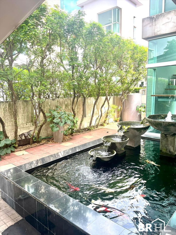 picture ready-to-move-in condo at an amazing price!! the star estate pattanakarn 69 - 9/9