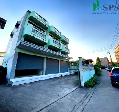 เช่าอาคารพาณิชย์ ซอยแบริ่ง (สุขุมวิท 107) : อาคารพาณิชย์ให้เช่า ถนนสุขุมวิท 105 (SPSAD3671)