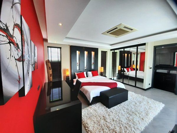 picture Palm Oasis Villas for Sale - 10/17