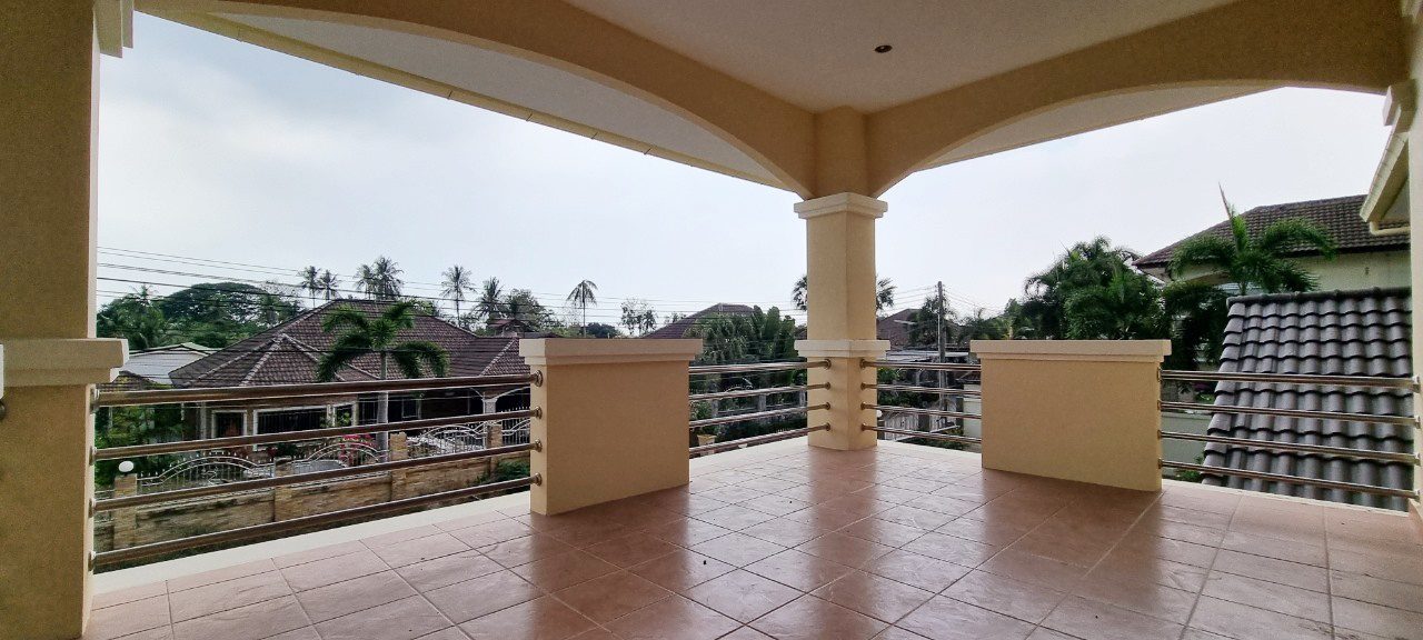 picture 5 Bedrooms House for Sale in Mabprachan - 7/23