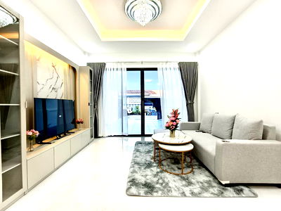 บ้านเดี่ยว หนองปรือ ชลบุรี : ขายทาวน์เฮ้าส์ 2 ห้องนอนในพัทยาตะวันออก