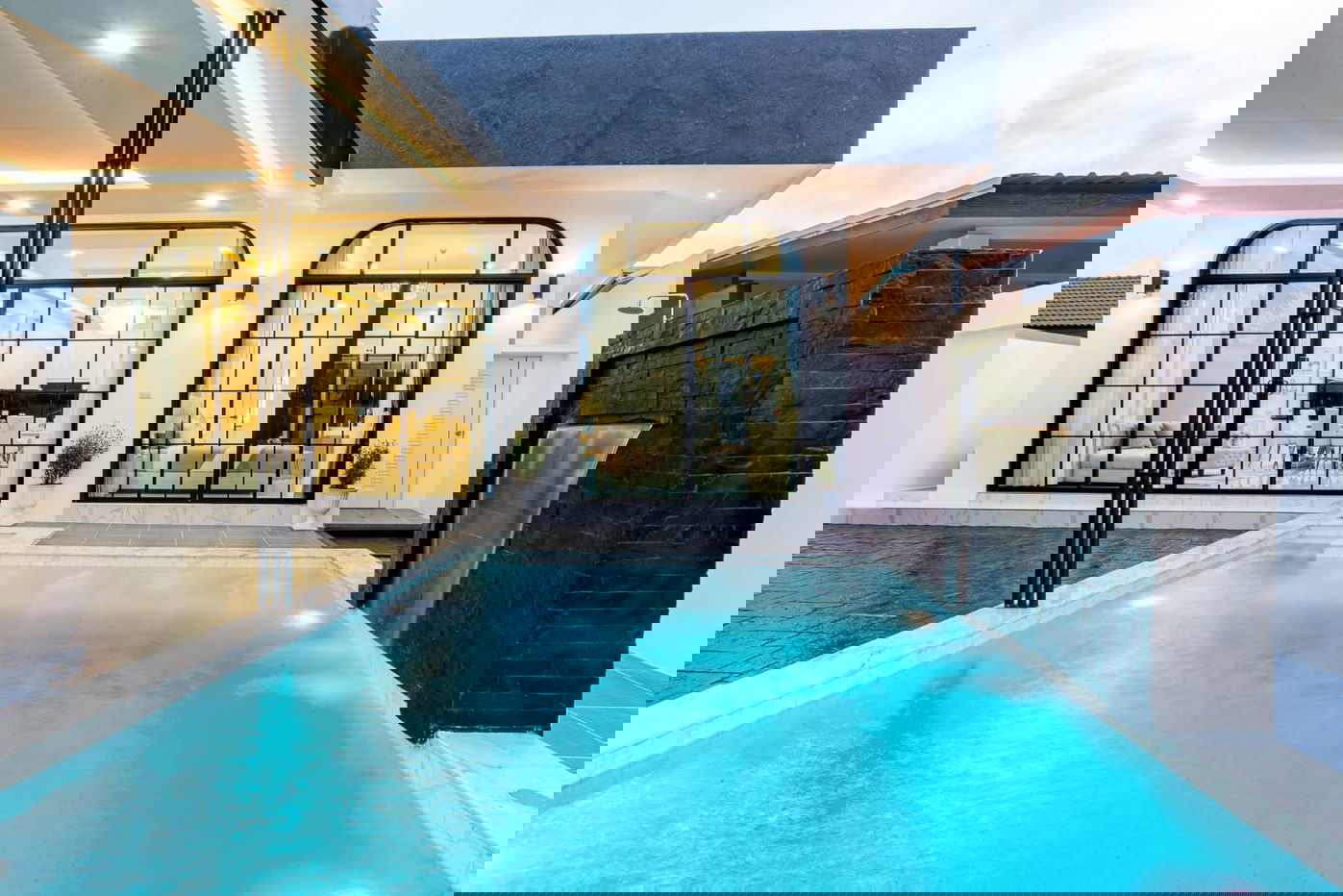 picture Modern Pool Villa for Sale – Mabprachan, East Pattaya - 1/19