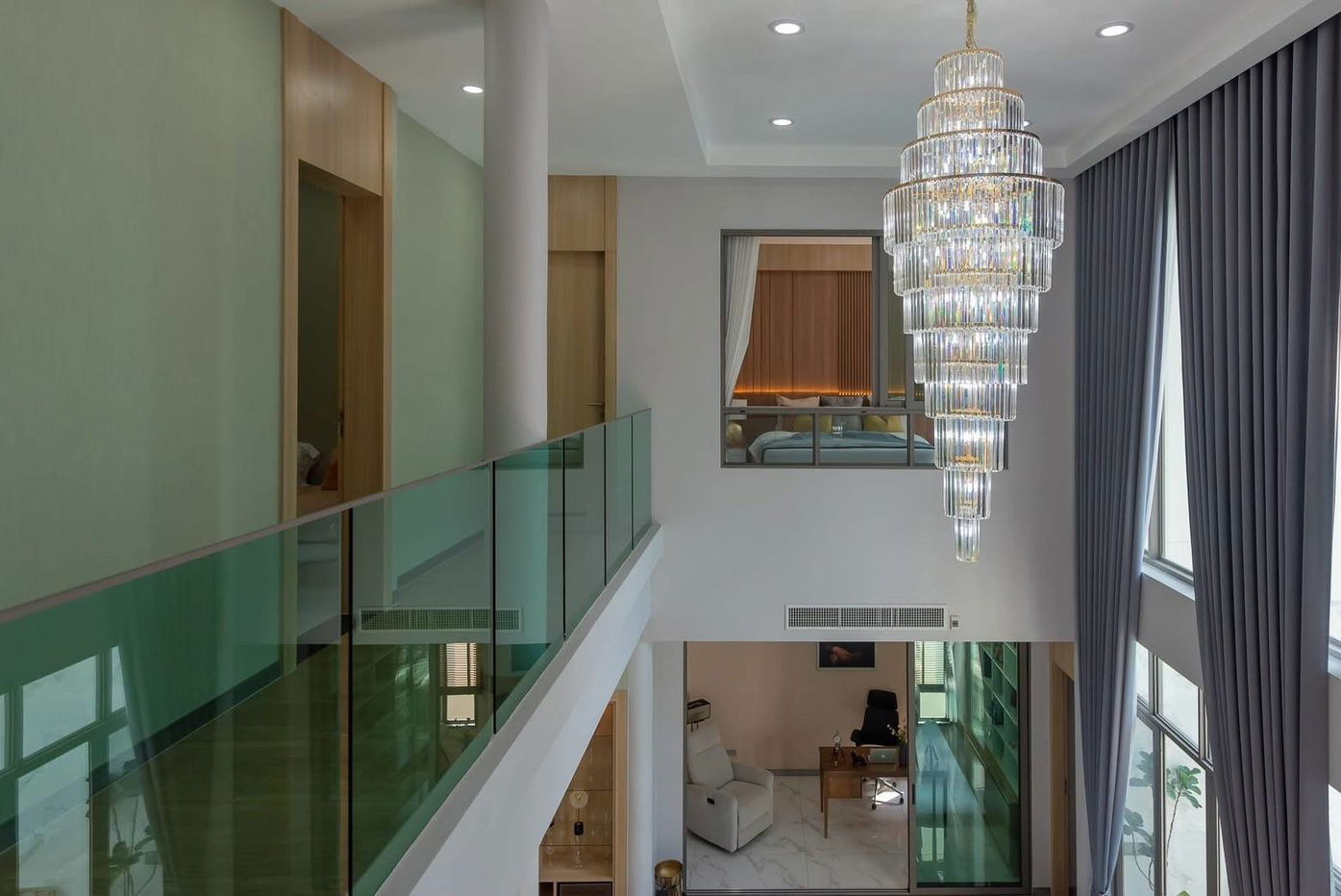 picture Modern Luxury Pool Villa for Sale in Mabprachan - 15/20