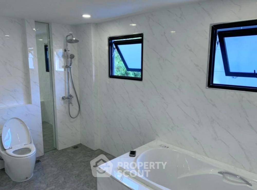 รูป บ้าน 3-ห้องนอน ที่ เซนโทร รามอินทรา-จตุโชติ ใน ออเงิน (ID 1276644) - รูปที่ 8/10