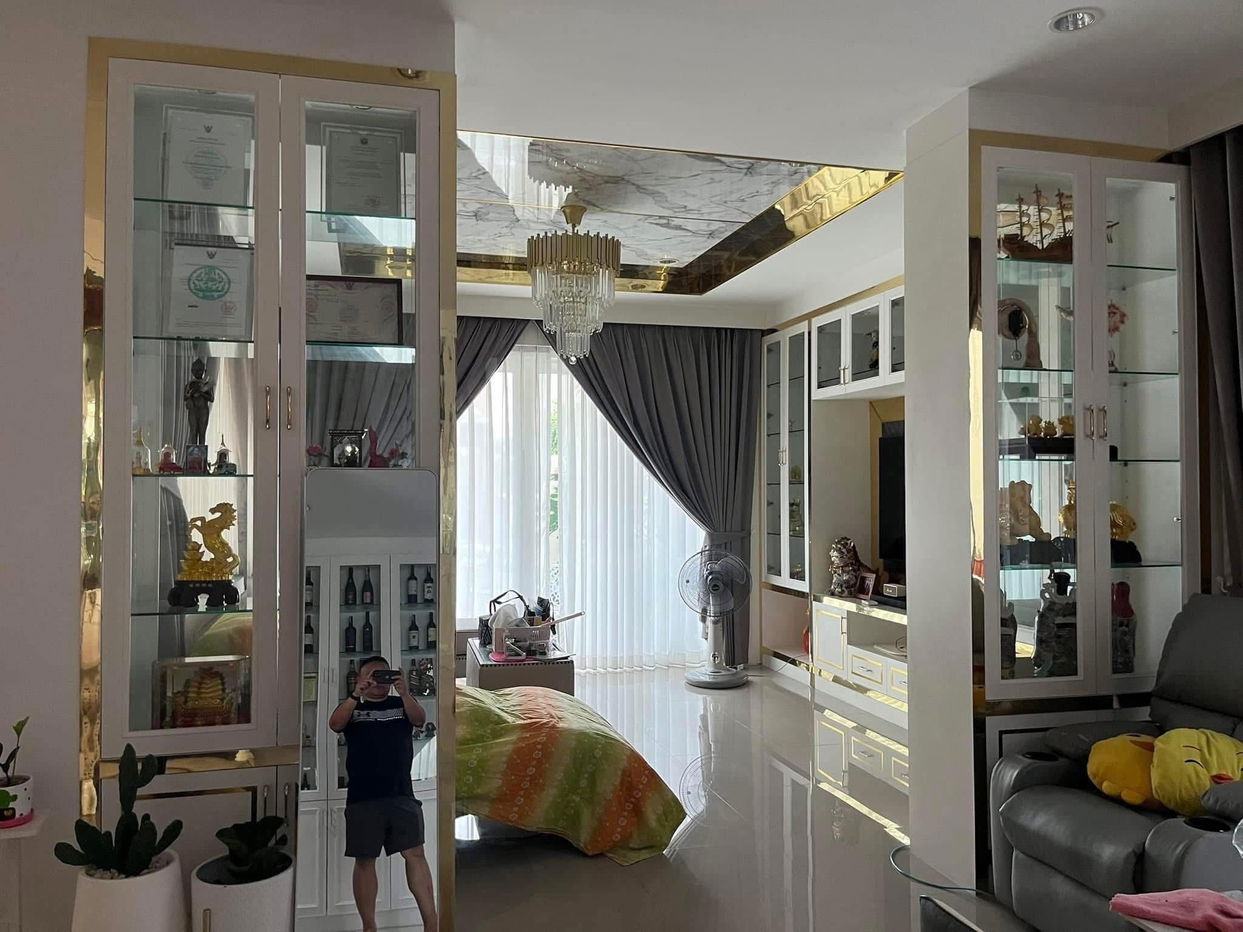 picture Luxury Family Residence in Bang Saray - 4/14