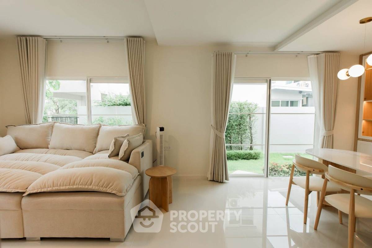 รูป บ้าน 3-ห้องนอน ที่ วิลลาจจิโอ 3 ศรีนครินทร์-บางนา ใน บางแก้ว (ID 2463424) - รูปที่ 4/17