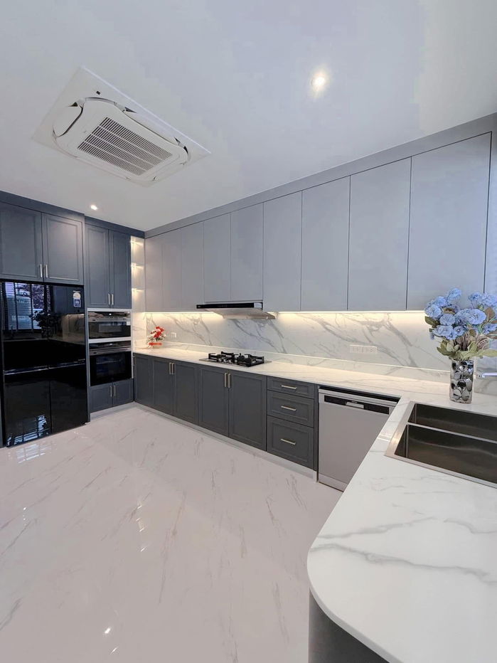 รูป พูลวิลล่าหรู 4 ห้องนอนให้เช่าในหาดจอมเทียน - รูปที่ 9/13