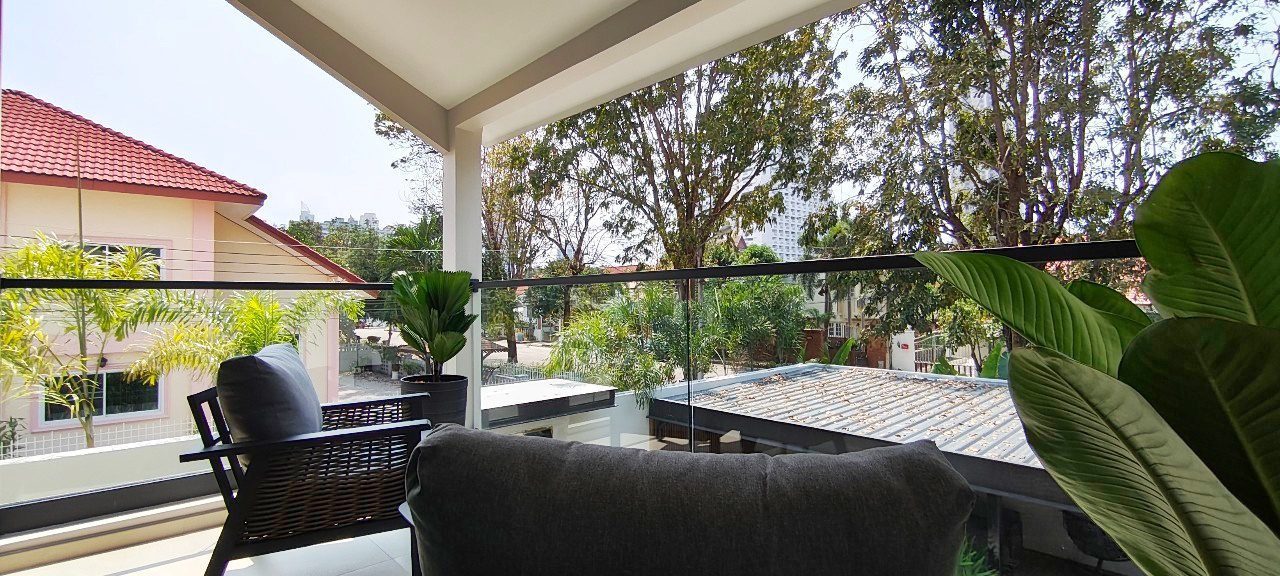 รูป พูลวิลล่าหรูทันสมัยในจอมเทียน - รูปที่ 20/31