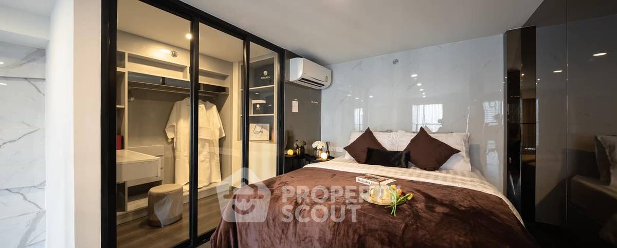 picture 1-BR Condo at Knightsbridge Space Ratchayothin near BTS Ratchayothin (ID 899108) - 2/9
