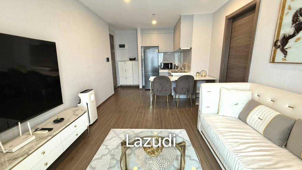 picture Stunning 1-Bedroom Condo with City Views in Bangkok - 5/13