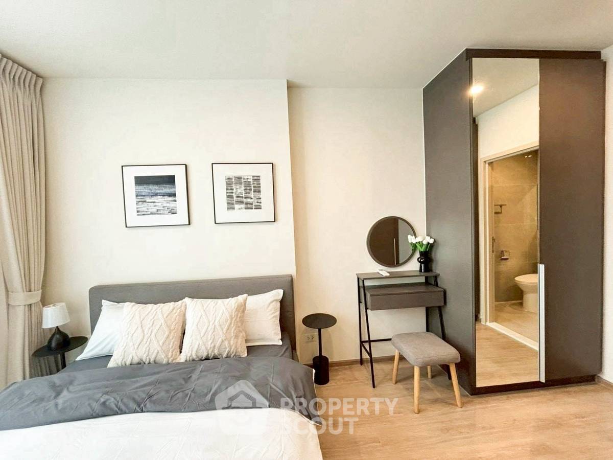 picture 1-BR Condo at Nue District R9 near MRT Phra Ram 9 (ID 2461863) - 6/11