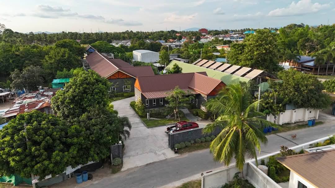 รูป ขายที่ดินพร้อมสิ่งปลูกสร้างในมาบประชัน พัทยา - รูปที่ 2/9