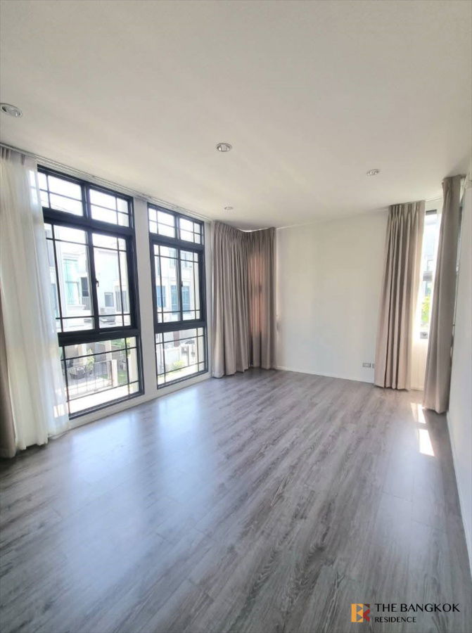 picture The Sonne Srinakarin-Bangna, best price in the project, very good location - 3/15