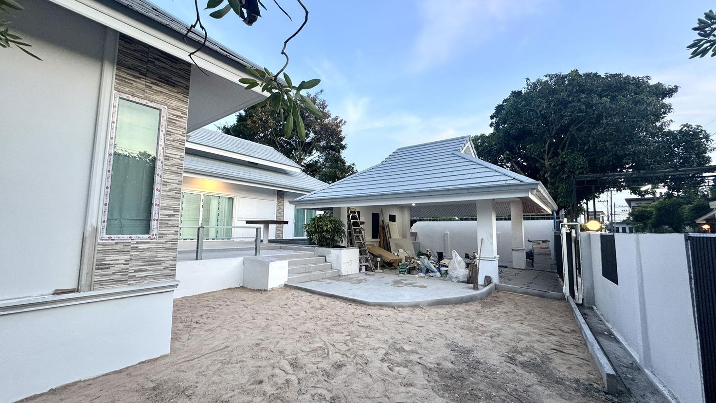 รูป ขายพูลวิลล่าสไตล์โมเดิร์นในพรประภานิมิต - รูปที่ 3/18