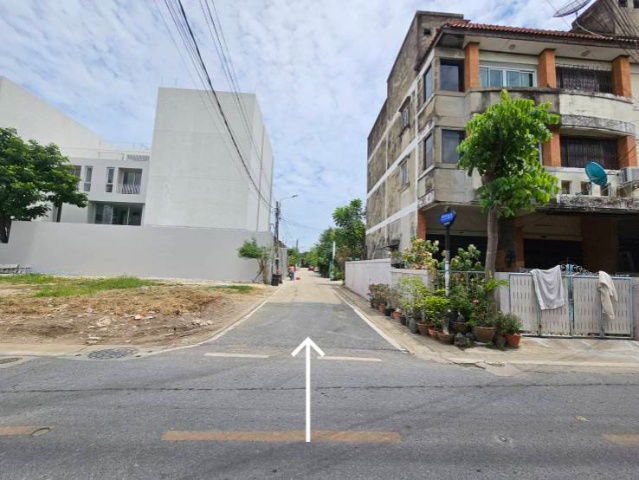 รูป ขายที่ดิน ซอยติวานนท์24 แยก11 ถมแล้วบางส่วน ใกล้สถานีรถไฟฟ้าแคราย - รูปที่ 2/7