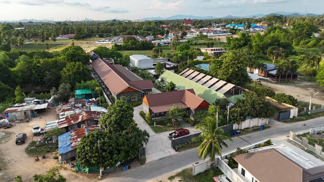 รูป ขายที่ดินพร้อมสิ่งปลูกสร้างในมาบประชัน พัทยา - รูปที่ 1/9