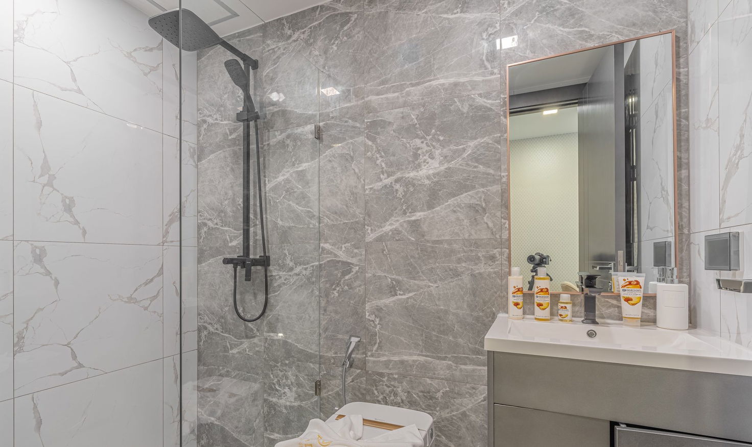 รูป ขาย 2 ห้องนอน อาคาเดีย มิลเลนเนียม ทาวเวอร์ - รูปที่ 10/10